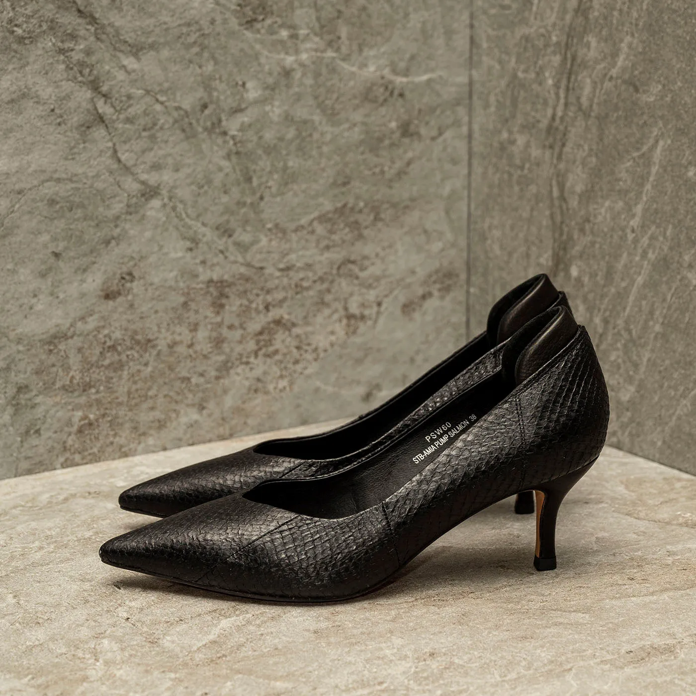 Amia pump fishleather - BLACK