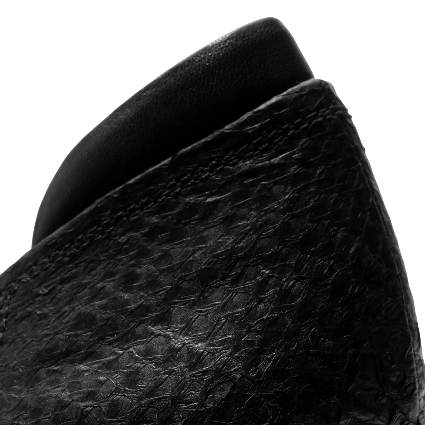 Amia pump fishleather - BLACK